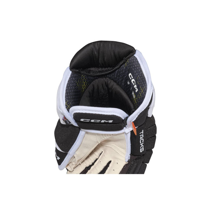 CCM Tacks 4Roll Pro3 Hockey Gloves