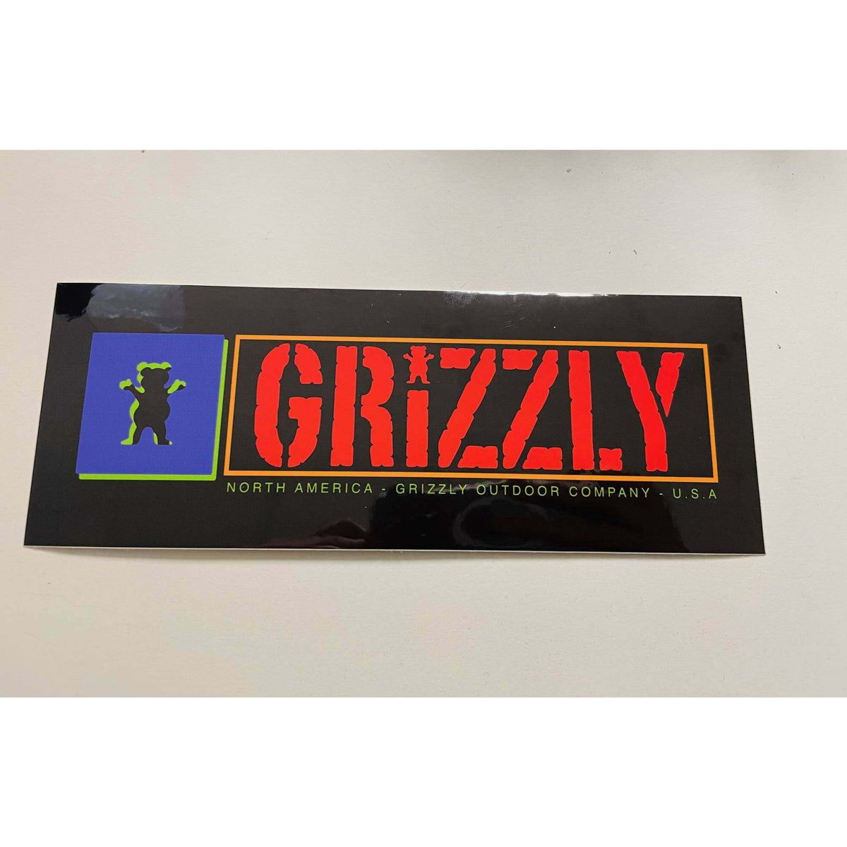 Grizzly XL Stamp Sticker Black